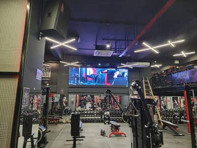 SMD Screens/Pole Streamer/Commercial Display/Indoor Video Wall Mount