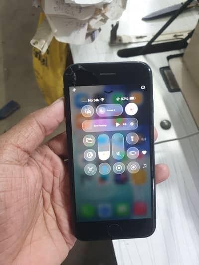 I phon se no opn  totly original  0314.3. 9.1. 3.1. 8.7