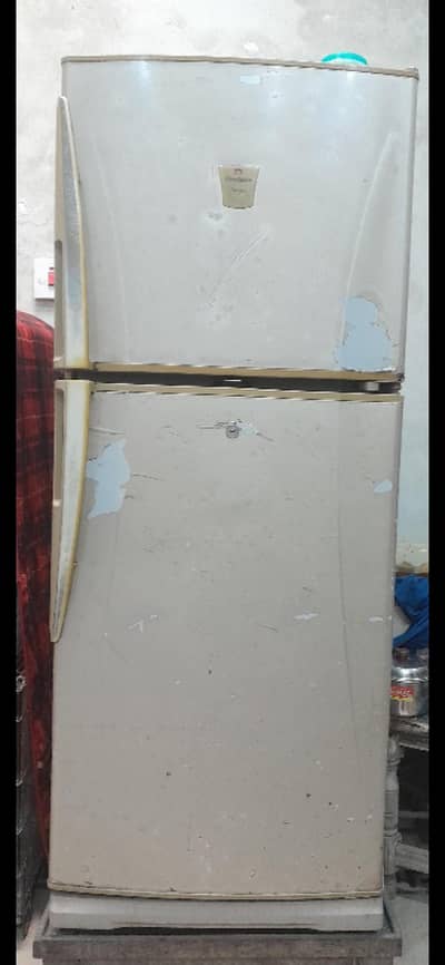 Dawlance medium size fridge