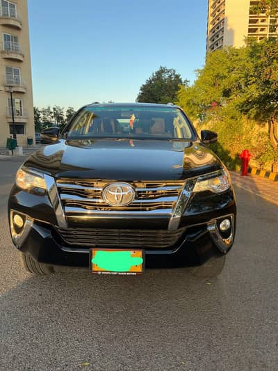 Toyota Fortuner 2.7G