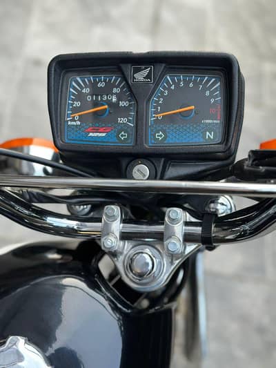 Honda CG 125 black special 2025 modal