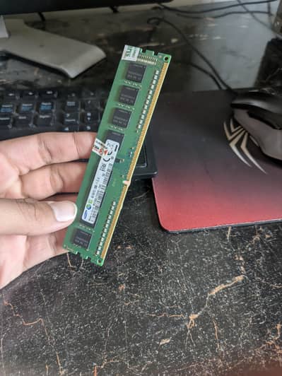4GB RAM DDR3 1600MHZ