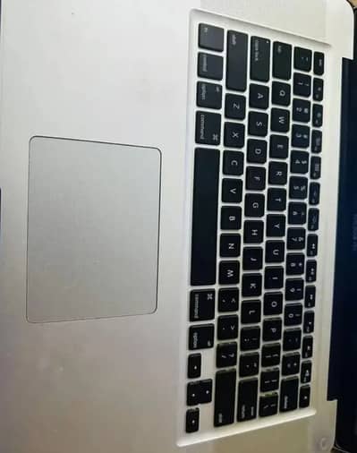 Macbook pro saleing contact 03064397604