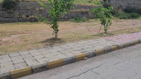 10 Marla 35x70 Map, Possession, Utility All Paid Ready To Construct Plot For Sale. Dem 1.08 Negotiable