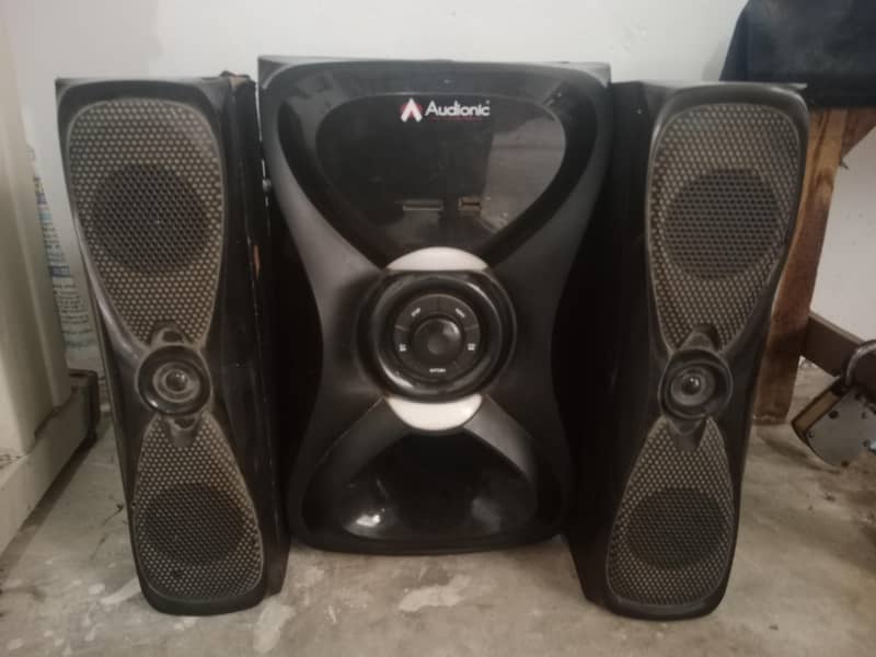 speaker 0
