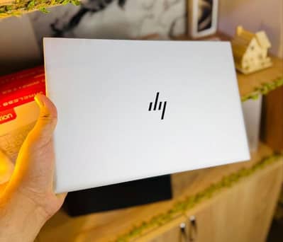 HP Elitebook Core i5 8th Generation (Ram 8GB + SSD 256GB)New Logo