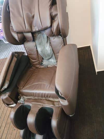 Massage recliner chair