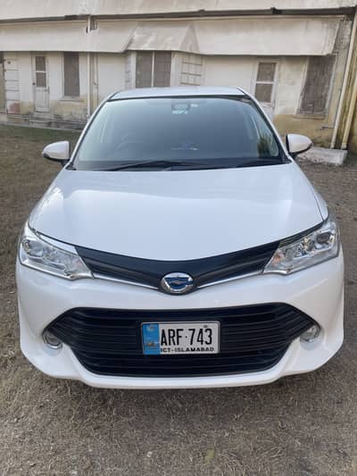 Toyota Corolla Axio 2016