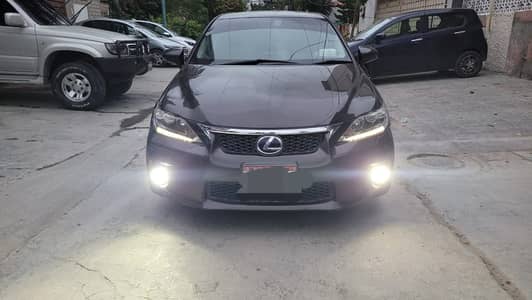 Lexus Ct200h