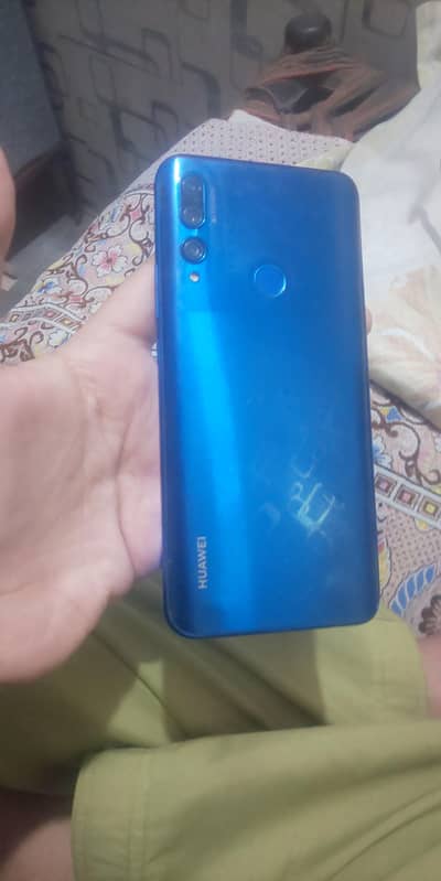 Huawei y9 prime  4gb 128 gb