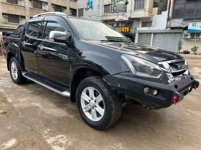 Isuzu Dmax top of the line variant Model 2020 / Revo Prado Fortuner