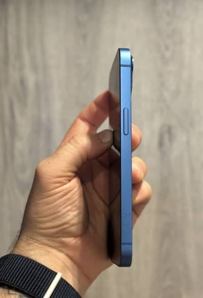 I phone 13 pta approved 128 gb