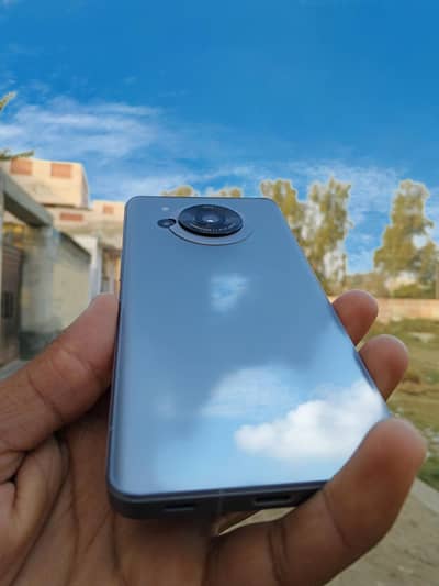 Aquos r7 12gb 256gb dull sim pta official aprovade