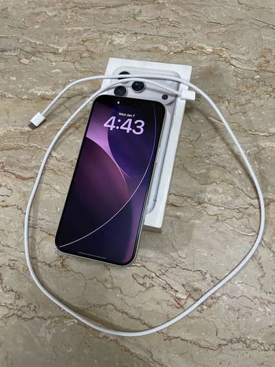 17 Pro Max non Pta  just box open