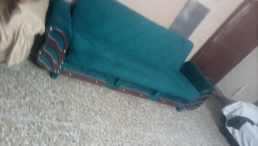 sofa cmbad 2