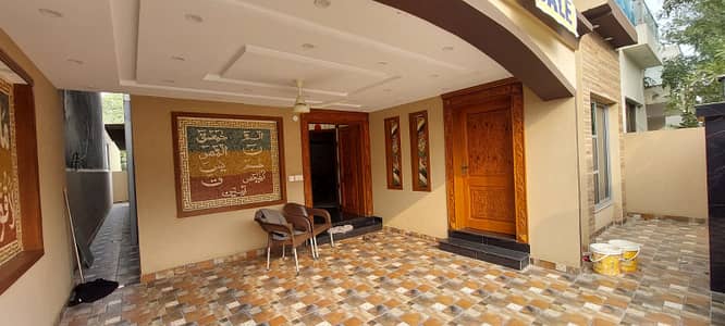 10 marla Like New Upper Portion For Rent Sector C Bahria Town