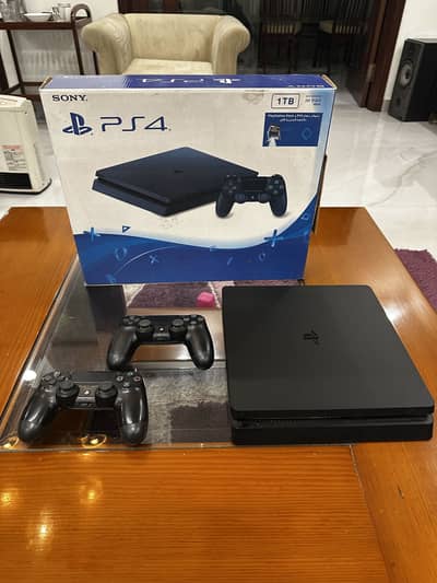 PS 4 Slim 1 TB Jailbreak