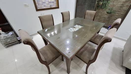 6 seater  dining table