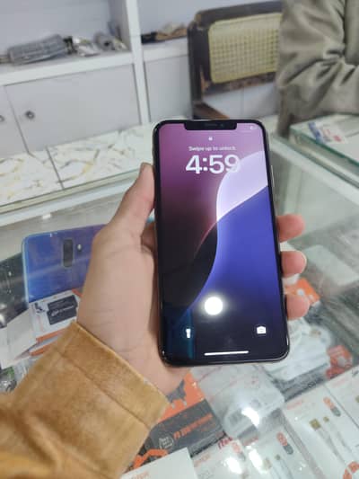 iPhone Xs Max 256GB PTA Approved  health 10/9.5 condition