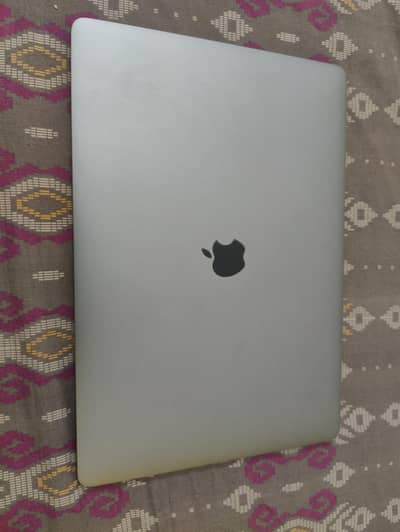 Apple MacBook Pro 16-inch (2019) – 16GB / 512GB – Excellent Condition