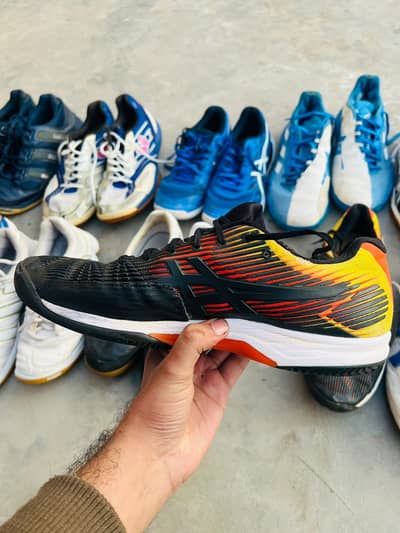 JOOGERS SHOES/ SNEAKERS/ RUNNING SHOES