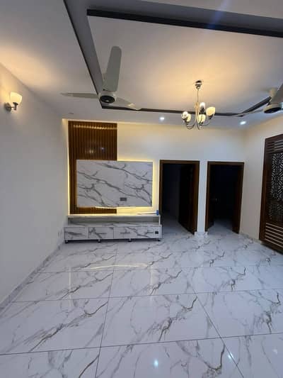 6 Marla (LOP Cleared) Beautiful Brand New House In Jinnah Garden