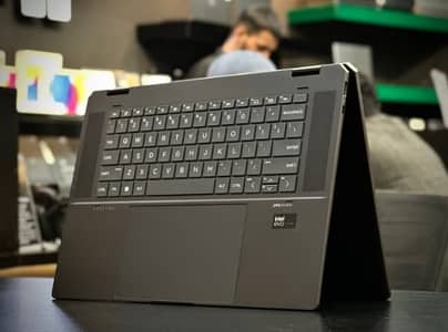 HP Spectre X360 2.3k 16" | Intel core Ultra 7 155H CPU | 16GB 1TB SSD