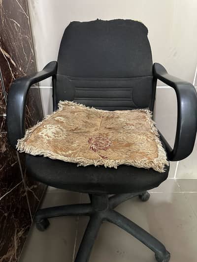 Office Rotating Chair | Black colour