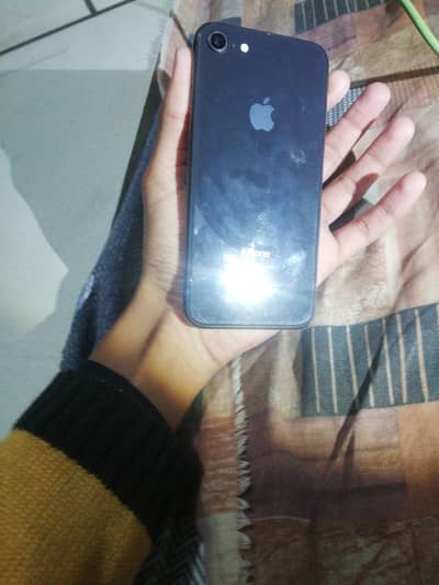 I phone 8 non PTA 64GB [exgeng] possible se2020