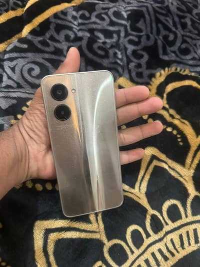 Realme C33 8 GB Ram 128 Memory