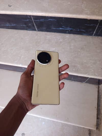 Bumper offer  Camon 30S original box With original charger