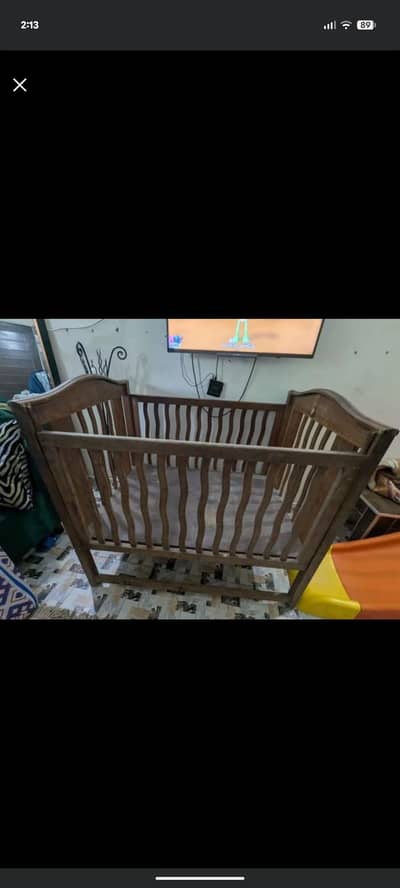 Dayyar wood baby cot