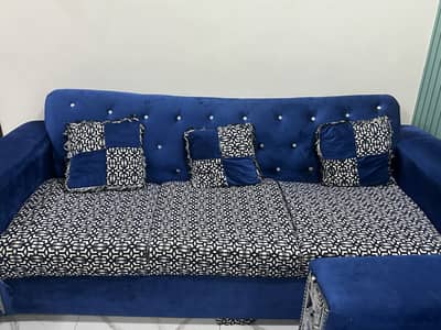 7 Seater Sofas (3+2+1+1)  with Table For Sale