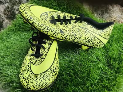 Vietnam Nike Football shoes