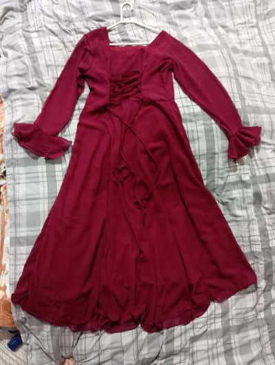 Medium Maroon dress with back strips