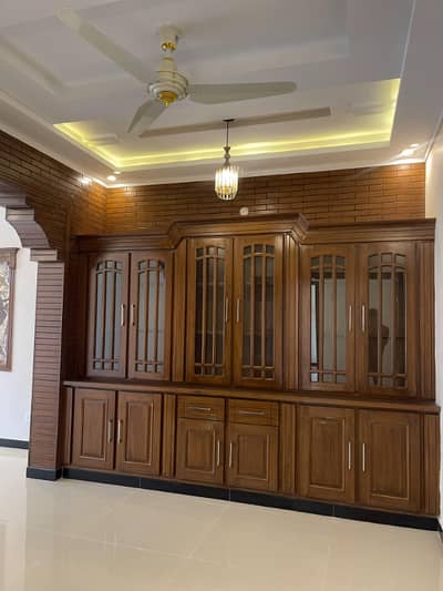 10 Marla Ground Portion For Rent