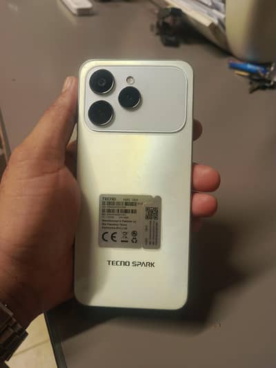 it is actually spark 40 simple but over there 40 is not coming in opt