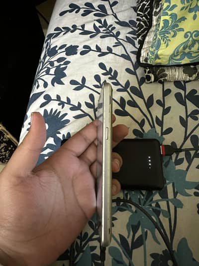 Samsung Grand prime + (hotspot ke liyee best)