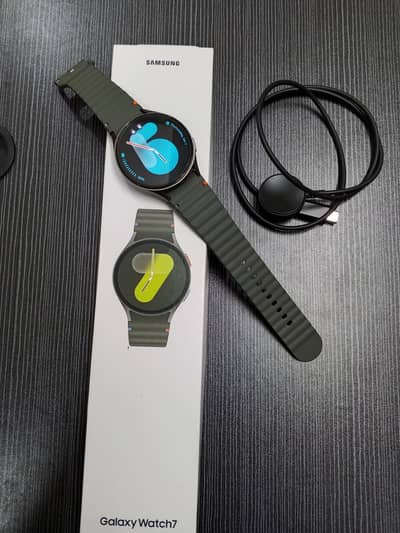 Samsung GALAXY Watch 7 (44-mm) Scratch less