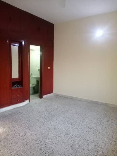 10 Marla Full House Available For Rent In f11