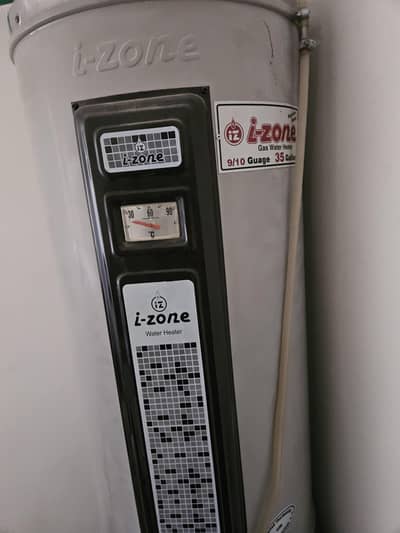 izone 35 gallon gas geyser