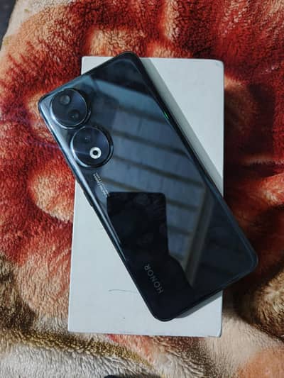 I am sale Honor 90 5G 8gb 256gb non PTA