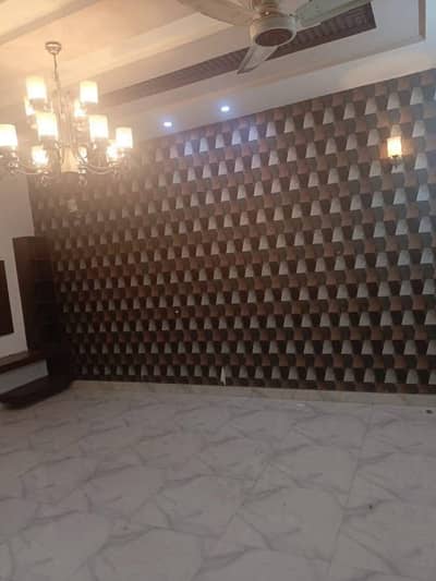 10 Marla house for rent