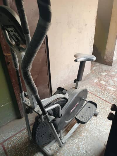 Manual running machine and cardio for home use almost new.
