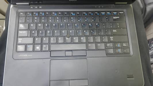 Dell latitude E7440