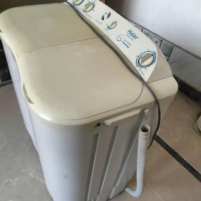 Haier Double Tub Washer and Dryer Machine  in excellent condition