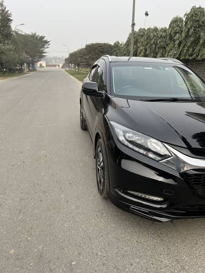 Honda Vezal Z package