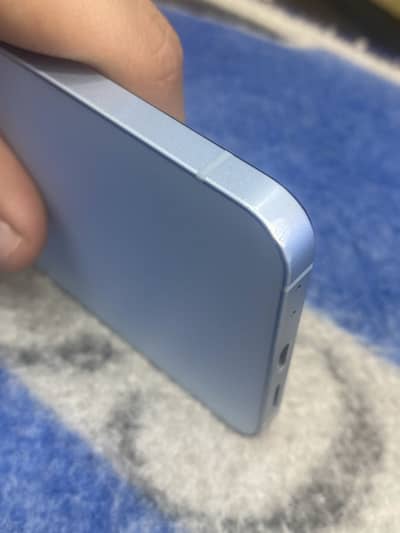 Sumsung flip 6 pta approved all orignal with box cable 12/512