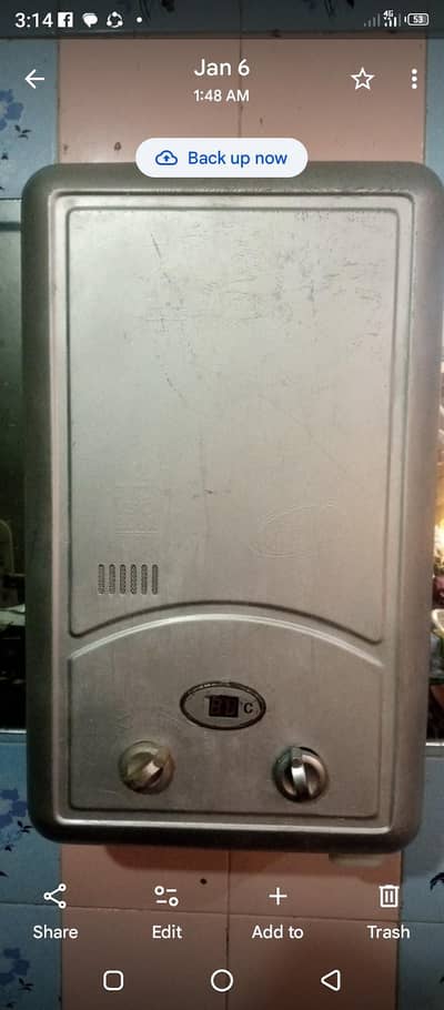 6 Litre Instant Gas geyser like new