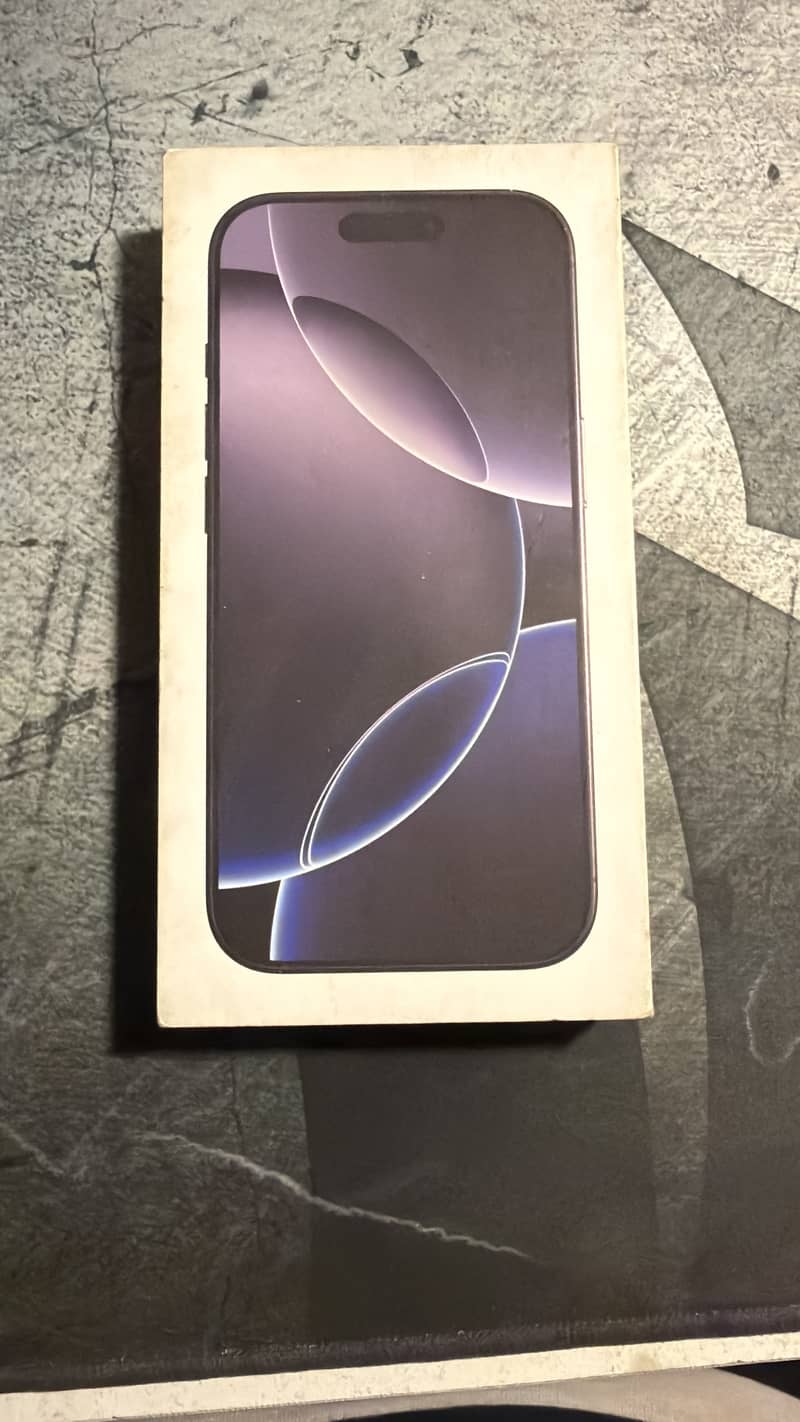 iPhone 16 pro 0